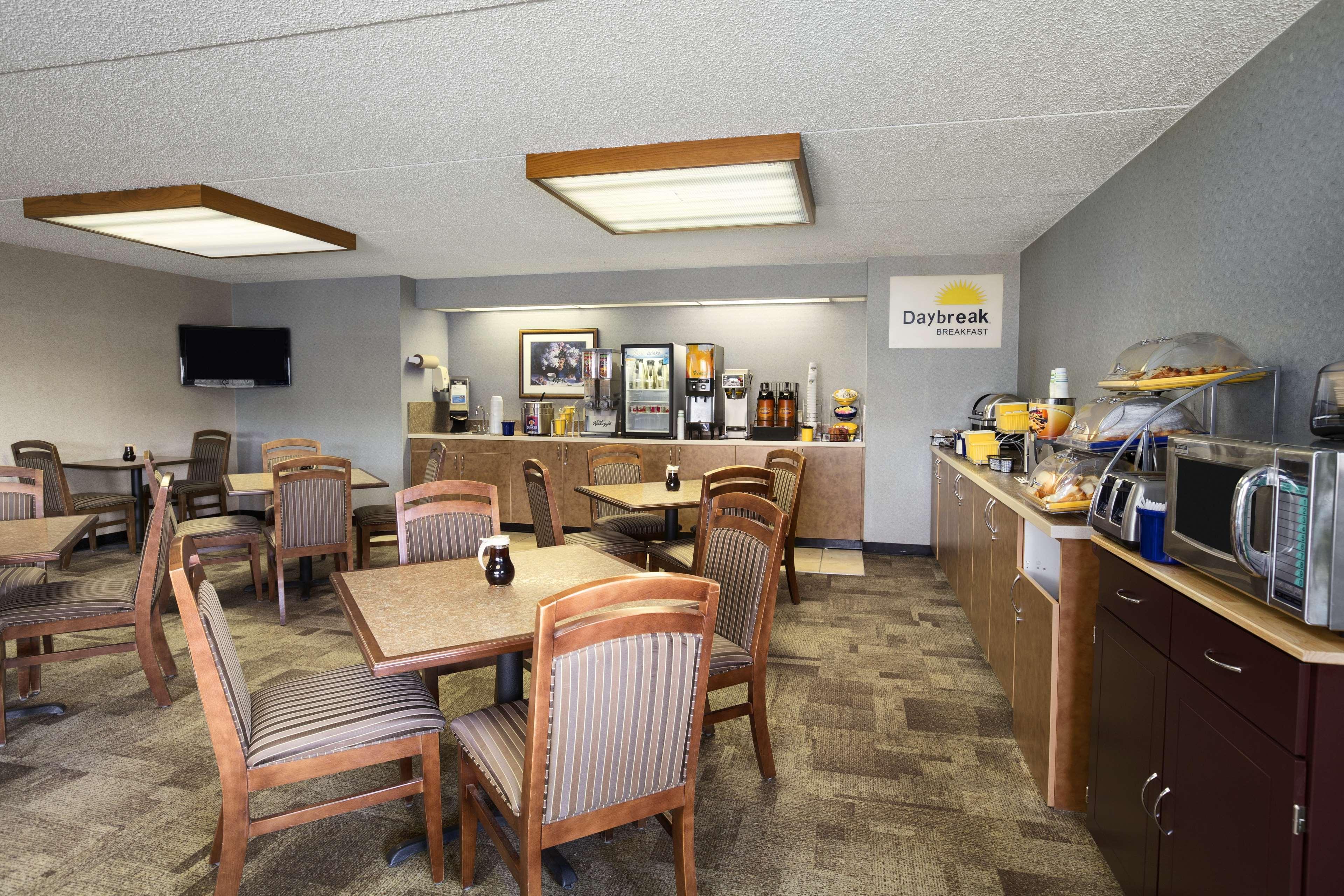 Days By Wyndham Hotel 2*
