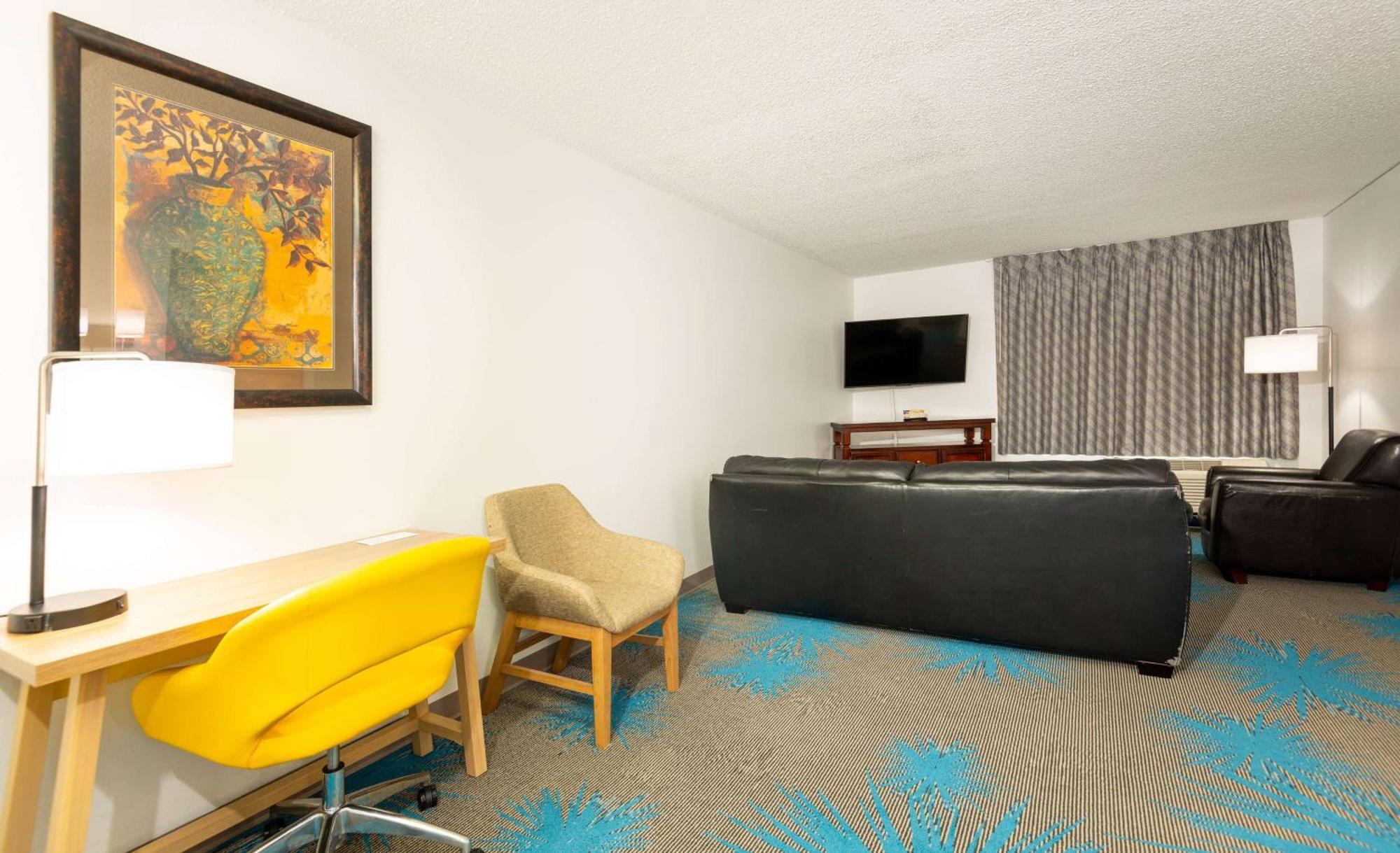 Days By Wyndham Hotel