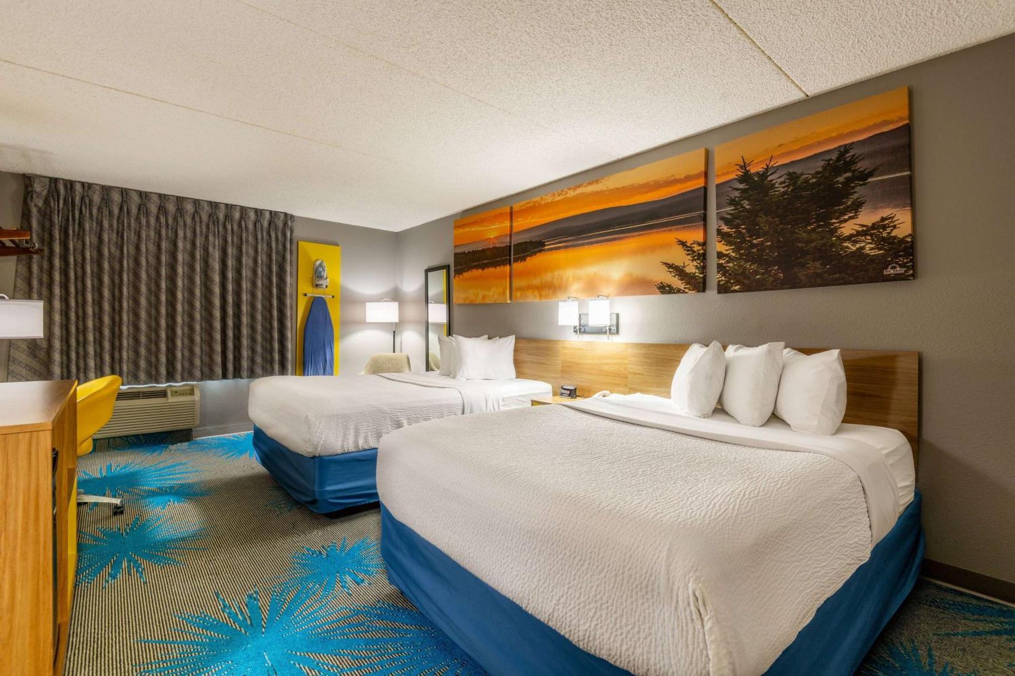 Days By Wyndham Hotel 2*